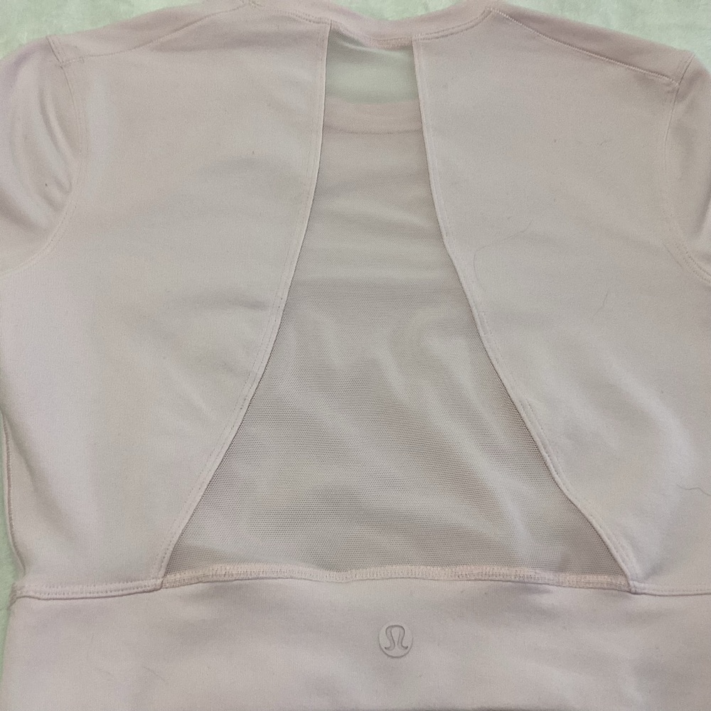 Lululemon Short Stop Crop Top Long Sleeves Pink Mesh Back Activewear Athleisure - Picture 4 of 8